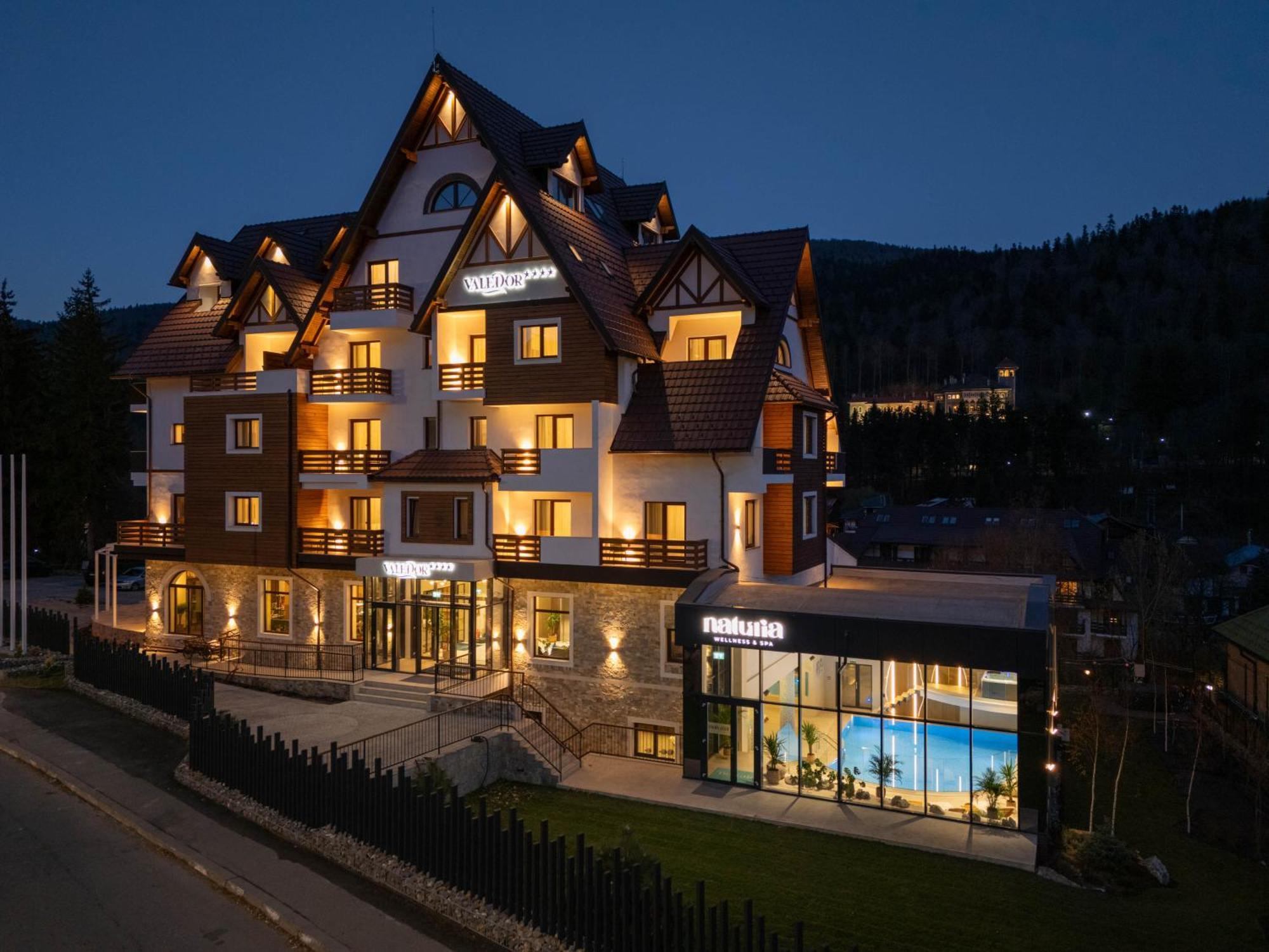 Hotel Valedor Boutique & Spa Busteni Exterior photo